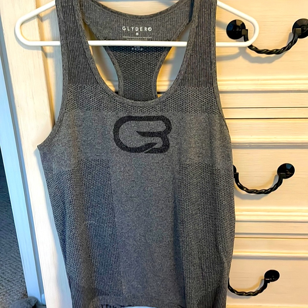 Cyclebar racer back tank by Glyder. Size L. Heathered Grey/black